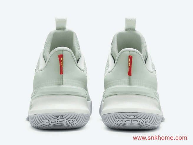 耐克詹姆斯13代球鞋 实战精品 Nike LeBron Ambassador 13 “Empire Jade” 詹姆斯全新战靴 货号: CQ9329-300