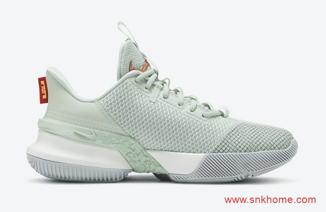 耐克詹姆斯13代球鞋 实战精品 Nike LeBron Ambassador 13 “Empire Jade” 詹姆斯全新战靴 货号: CQ9329-300