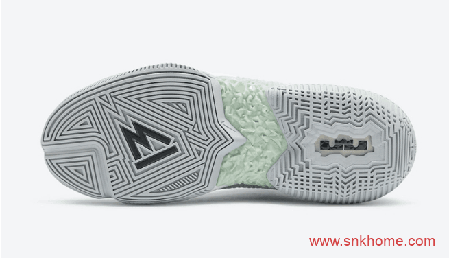 耐克詹姆斯13代球鞋 实战精品 Nike LeBron Ambassador 13 “Empire Jade” 詹姆斯全新战靴 货号: CQ9329-300