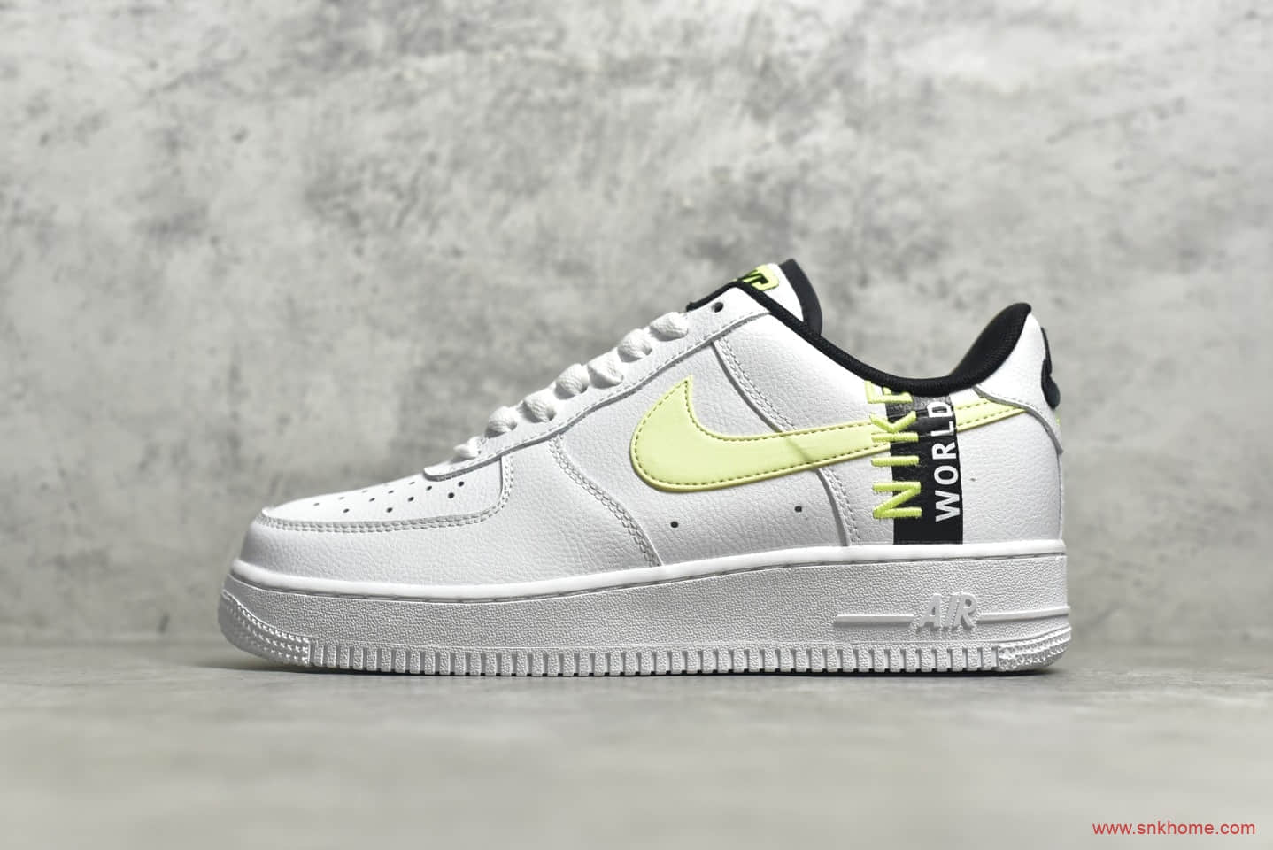 耐克空军一号白色鞋面黄色钩 NIKE Air Force 1'07 LV8 WW“WORLD WIDE White Green Strike”空军白黄低帮 货号:CK6924-101