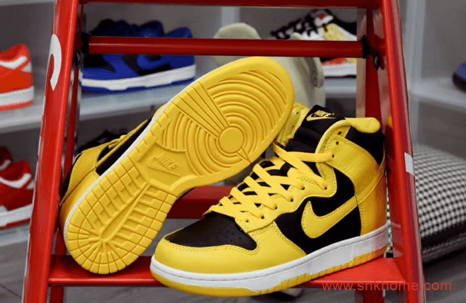 耐克Dunk SB武当配色高帮 Nike Dunk High SP "Varsity Maize" 耐克Dunk SB黑黄高帮板鞋发售日期 货号:CZ8149-002