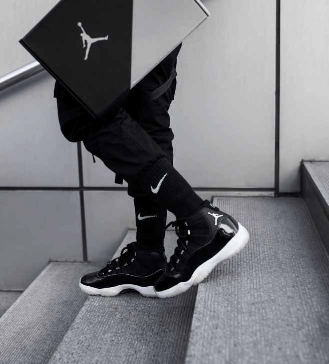 AJ11大魔王2.0上脚图官网图 Air Jordan 11 “Jubilee” AJ11黑白高帮球鞋发售日期 货号:CT8012-011