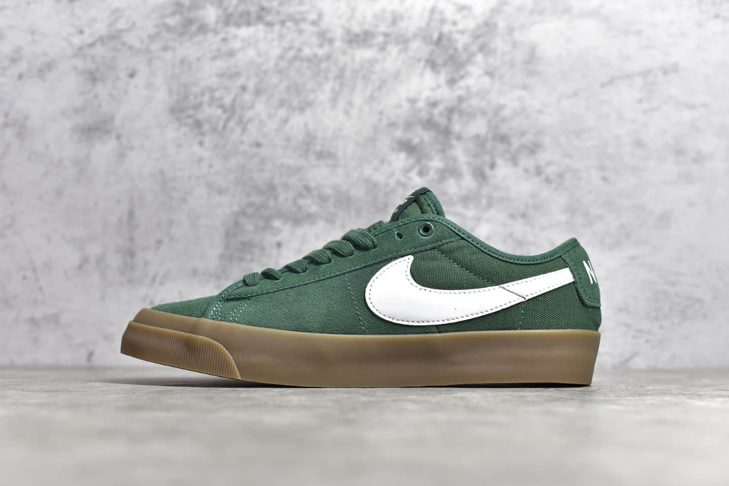 耐克SB绿色生胶板鞋 NIKE SB Zoom Blazer Low白绿生胶纯原版本耐克帆布鞋 货号:DC0603-300
