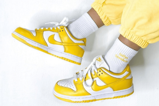 耐克Dunk白黄低帮板鞋 Nike Dunk Low WMNS “Laser Orange” 耐克全新白黄配色实物图 货号:CU1726-901
