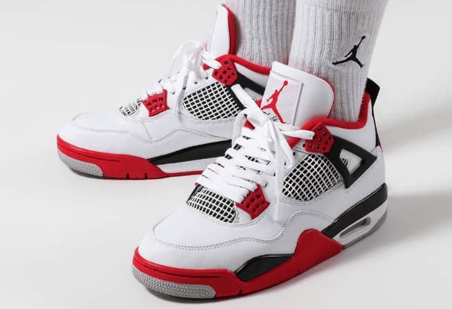 AJ4白红实战球鞋 Air Jordan 4 “Fire Red” 全新AJ4火焰红OG版本白红复刻 货号:DC7770-160