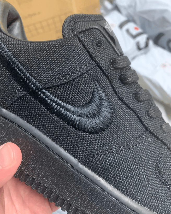 耐克斯图西联名黑色米白色实物图 Stussy x Nike Air Force 1 Low 耐克斯图西联名帆布鞋 货号:CZ9084-001