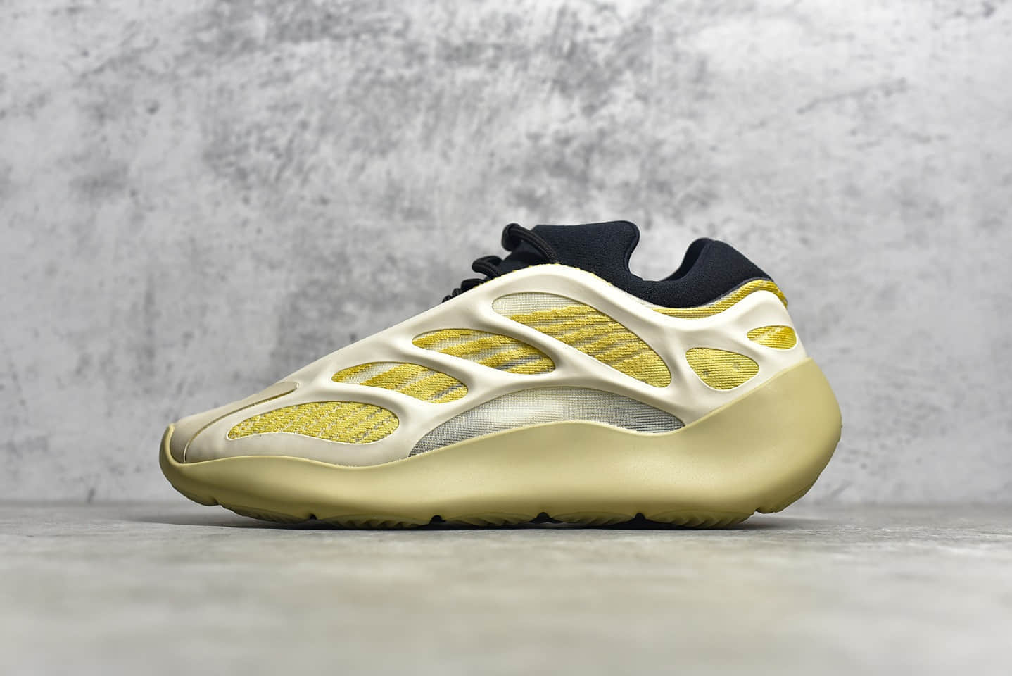 椰子700V3红花籽 Yeezy 700V3 "Safflower" 莆田顶级品质椰子货源 货号：G54853