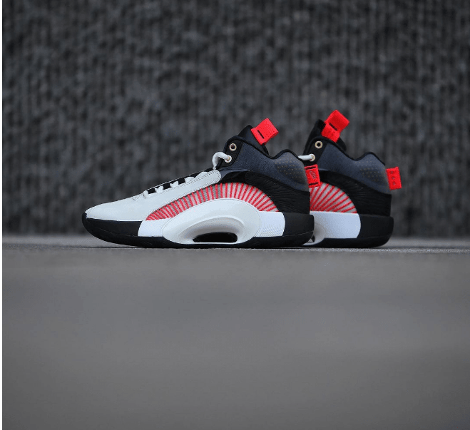 AJ3菲律宾球鞋店铺联名款 Titan x Air Jordan 23国内发售日期 AJ35也有联名 货号:CZ6222-001