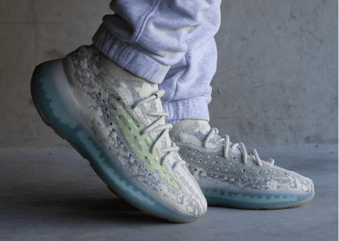 椰子380融化冰激凌效果 adidas Yeezy Boost 380 “Alien Blue” 全新YEEZY 380冰激凌配色上脚图 货号:GW0304