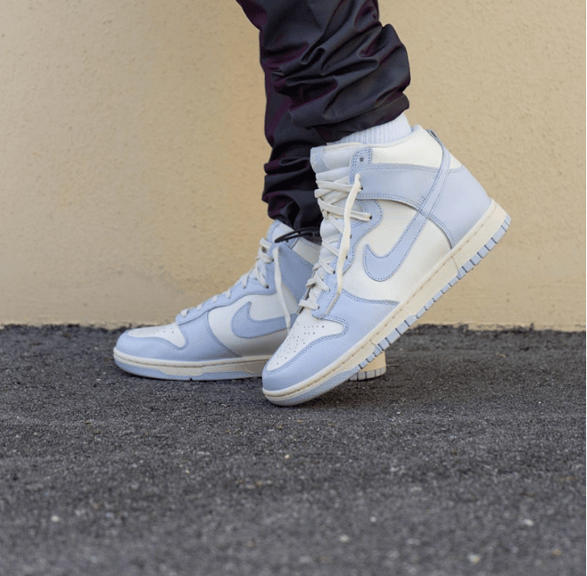 耐克Dunk白蓝高帮新款上脚图 Nike Dunk High WMNS “Football Grey” 全新耐克Dunk发售 货号:DD1869-102