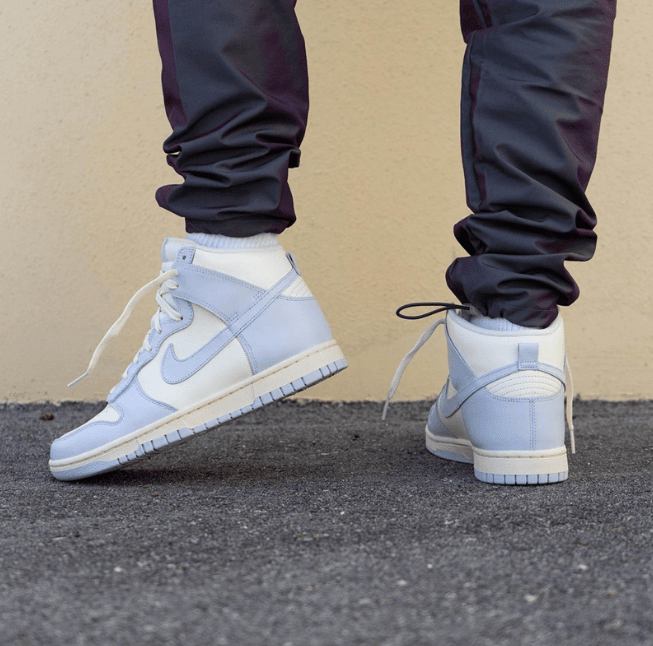 耐克Dunk白蓝高帮新款上脚图 Nike Dunk High WMNS “Football Grey” 全新耐克Dunk发售 货号:DD1869-102