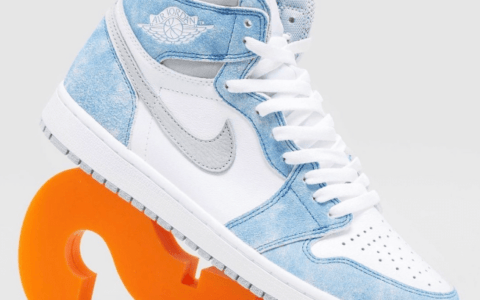 AJ1水洗蓝 白蓝AJ1麂皮高帮 Air Jordan 1 High OG “Hyper Royal” 新款AJ1做旧风格 货号：555088-402