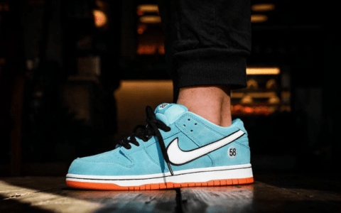 耐克Dunk SB赛车 Nike SB Dunk Low “Club 58” 全新耐克Dunk SBGulf Racing 海湾石油车队 货号：BQ6817-401