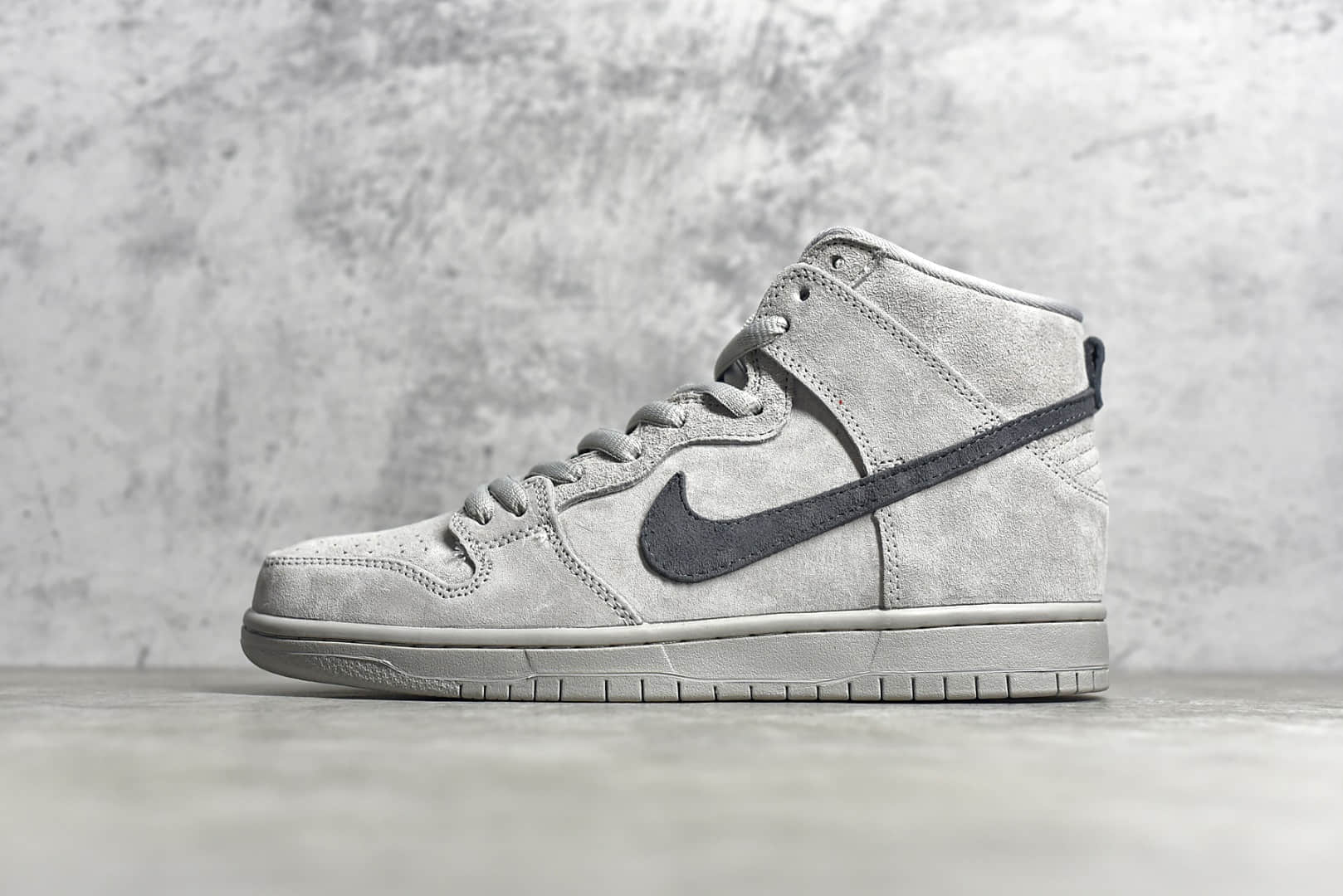 耐克Dunk SB灰色麂皮高帮 Nike Dunk SB High 耐克Dunk SB卫冕冠军联名耐克最高品质 货号:313171 036