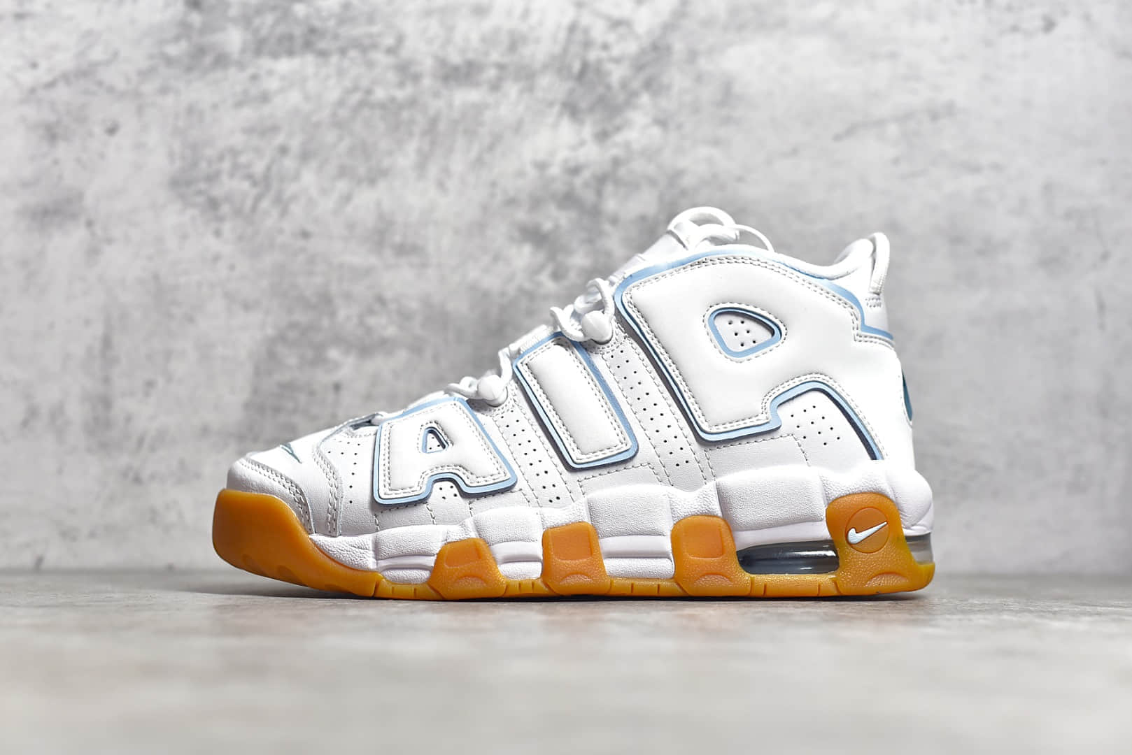 耐克皮蓬白薄荷实战篮球鞋 NIKE Wmns Air More Uptempo White Aqua Gum 莆田耐克皮蓬顶级复刻 货号:415082-107