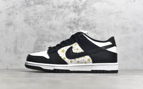 耐克Dunk SB SUP联名白金黑低帮 Supreme x Nike SB DunkLow "Black Stars"白金黑 耐克Dunk SB鳄鱼皮 货号:DH3228-102