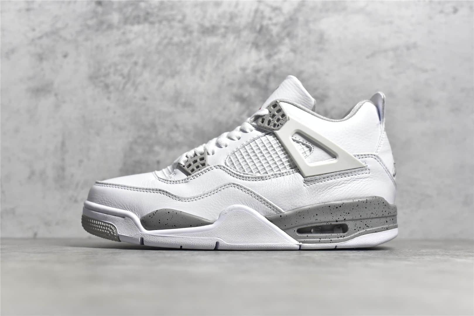 AJ4白奥利奥新款发售 莆田AJ4原厂复刻纯原版本 Air Jordan 4 “White Oreo” AJ4奥利奥 货号:CT8527-100