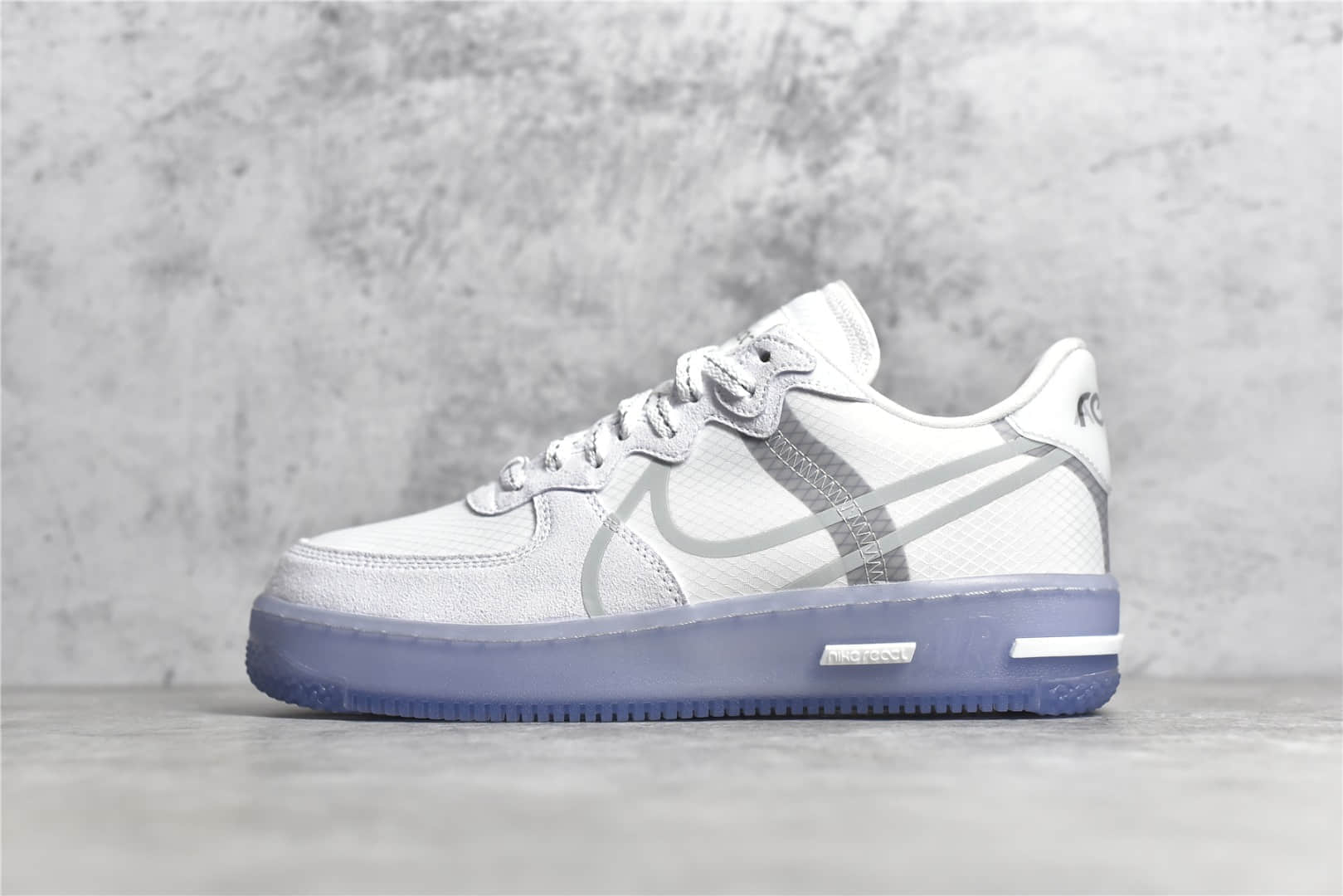 耐克空军骨白冰蓝低帮 Nike Air Force 1 React QS Light Bone 耐克瑞亚空军冰蓝 耐克空军缓震低帮 货号:CQ8879-100