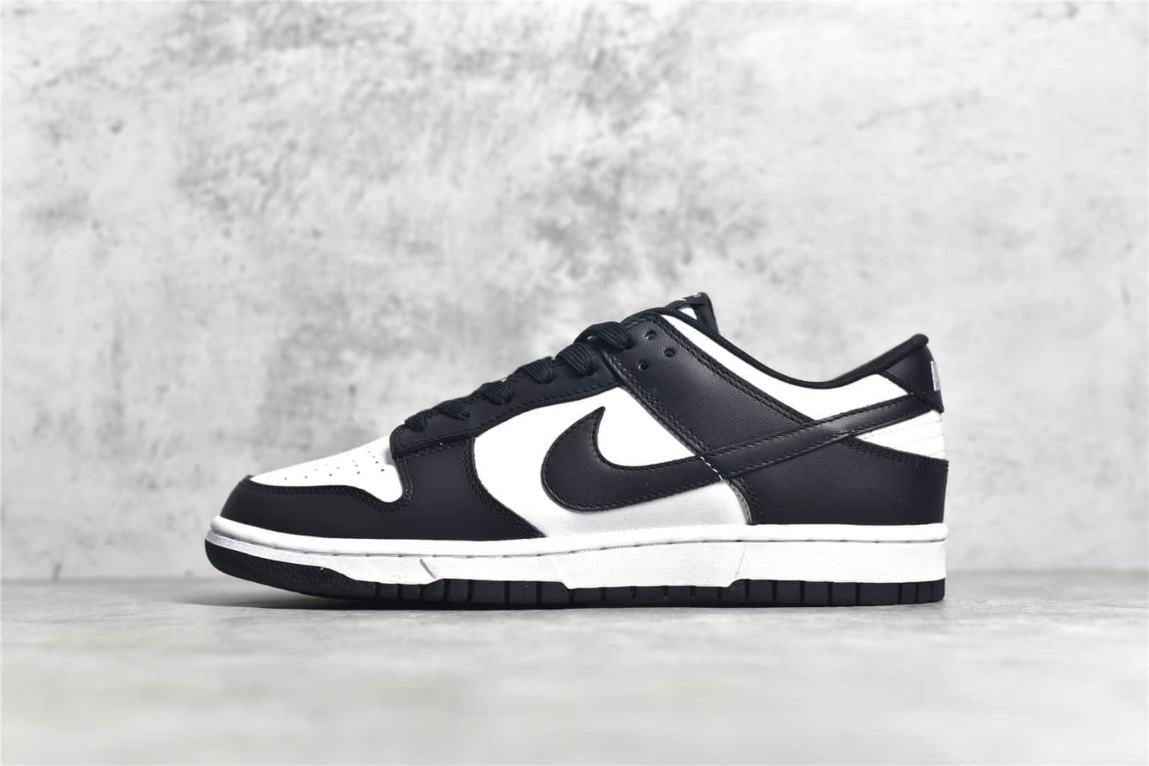 耐克Dunk黑白熊猫低帮 NIKE Dunk Low Retro "Black" 耐克Dunk熊猫经典黑白 耐克板鞋 货号:DD1391-100