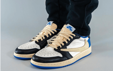 AJ1闪电反钩上脚图 Travis Scott x Fragment x Air Jordan 1 Low OG 全新AJ1倒钩白黑蓝低帮 货号:DM7866-140