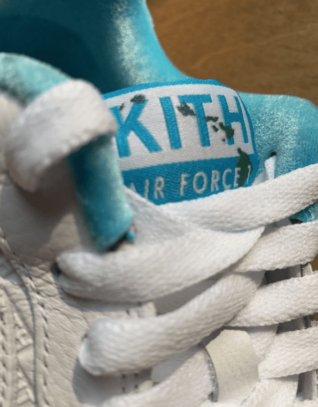 耐克空军Kith联名新款实物图 Kith x Nike Air Force 1 Low “Hawaii” 耐克空军白蓝色低帮 货号:DC9555-100