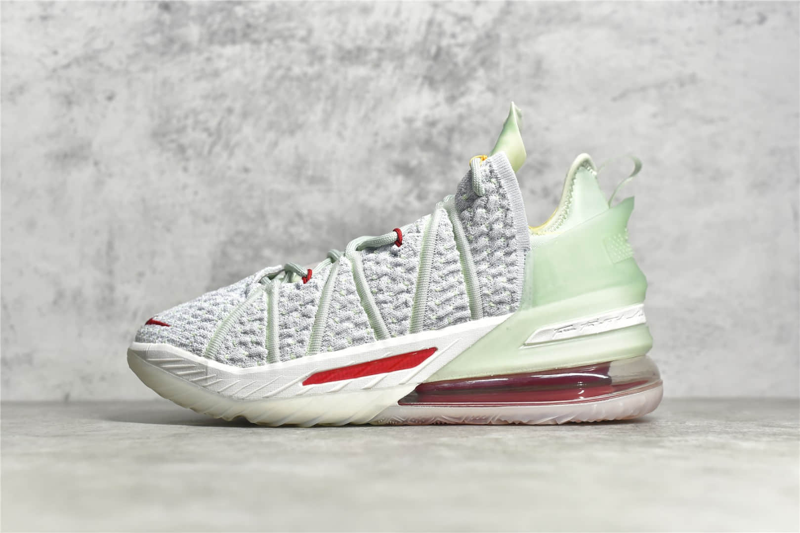 耐克詹姆斯18代签名球鞋 NIKE LEBRON 18 莆田灭世纯原版本耐克球鞋 耐克实战球鞋 货号:DB7644-002