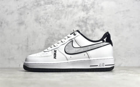耐克空军白黑字母刺绣低帮 Nike Air Force 1 AF1 空军一号校园板鞋 耐克休闲板鞋 货号：DC8873-101