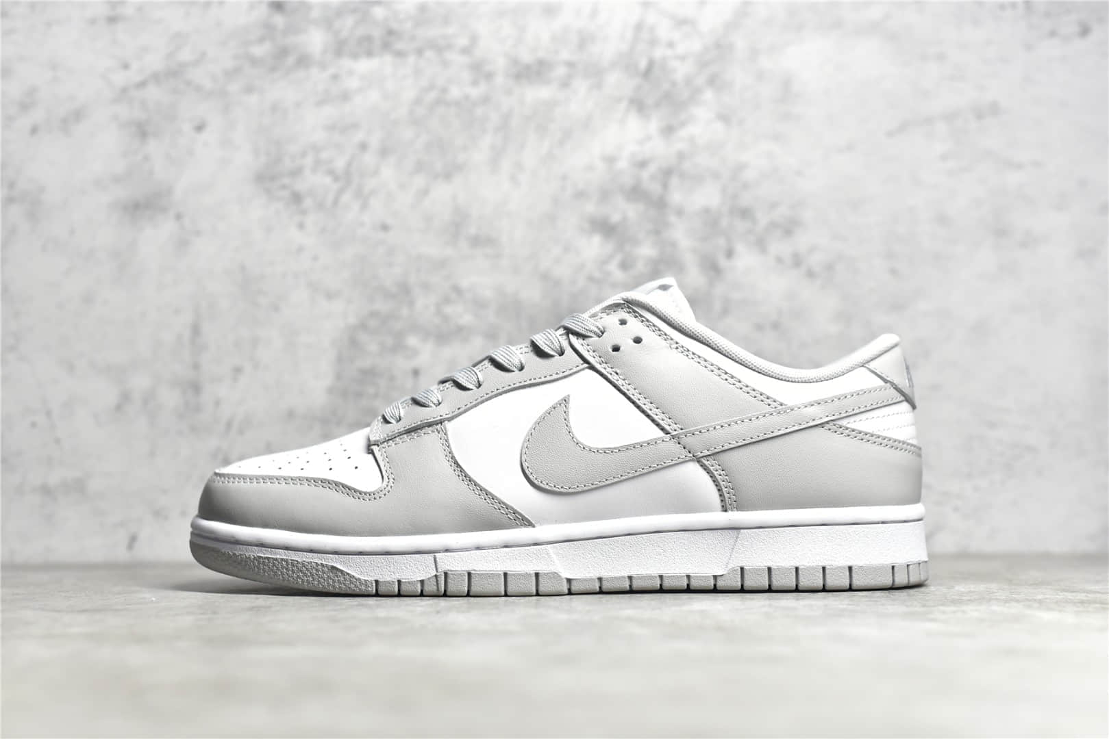 耐克SB Dunk骨白低帮 Nike SB Dunk Low Light Bone 耐克Dunk白色低帮纯原版本 货号：DD1391-103