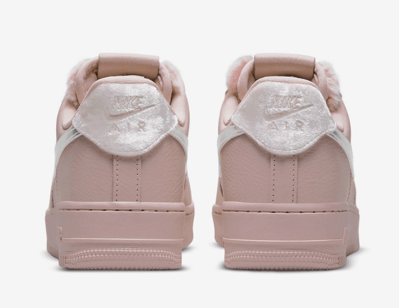 耐克空军粉色低帮 Nike Air Force 1 Low WMNS 耐克空军女鞋 货号:DO6724-601