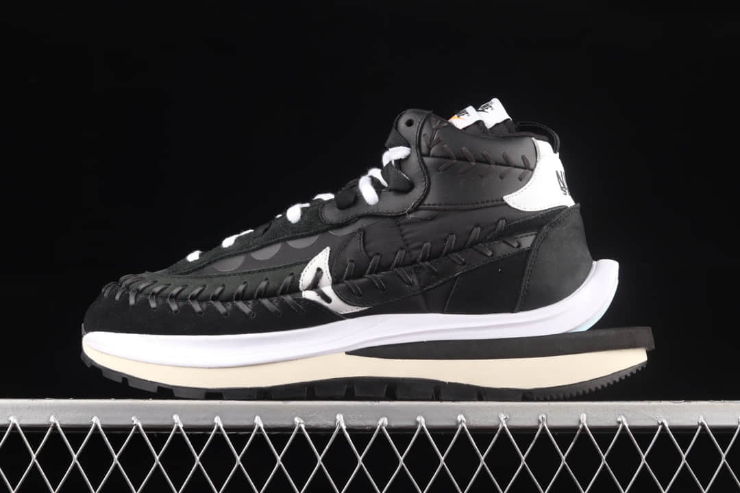 耐克Sacai JPG三方联名黑色高帮 Jean Paul Gaultier x sacai x Nike VaporWaffle "Multi-Color" 货号：DH9186-001