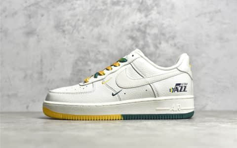耐克空军一号NBA联名爵士配色 Nike Air Force 1 Low ’07 耐克空军荔枝皮水晶底 货号:ZJ6695-303