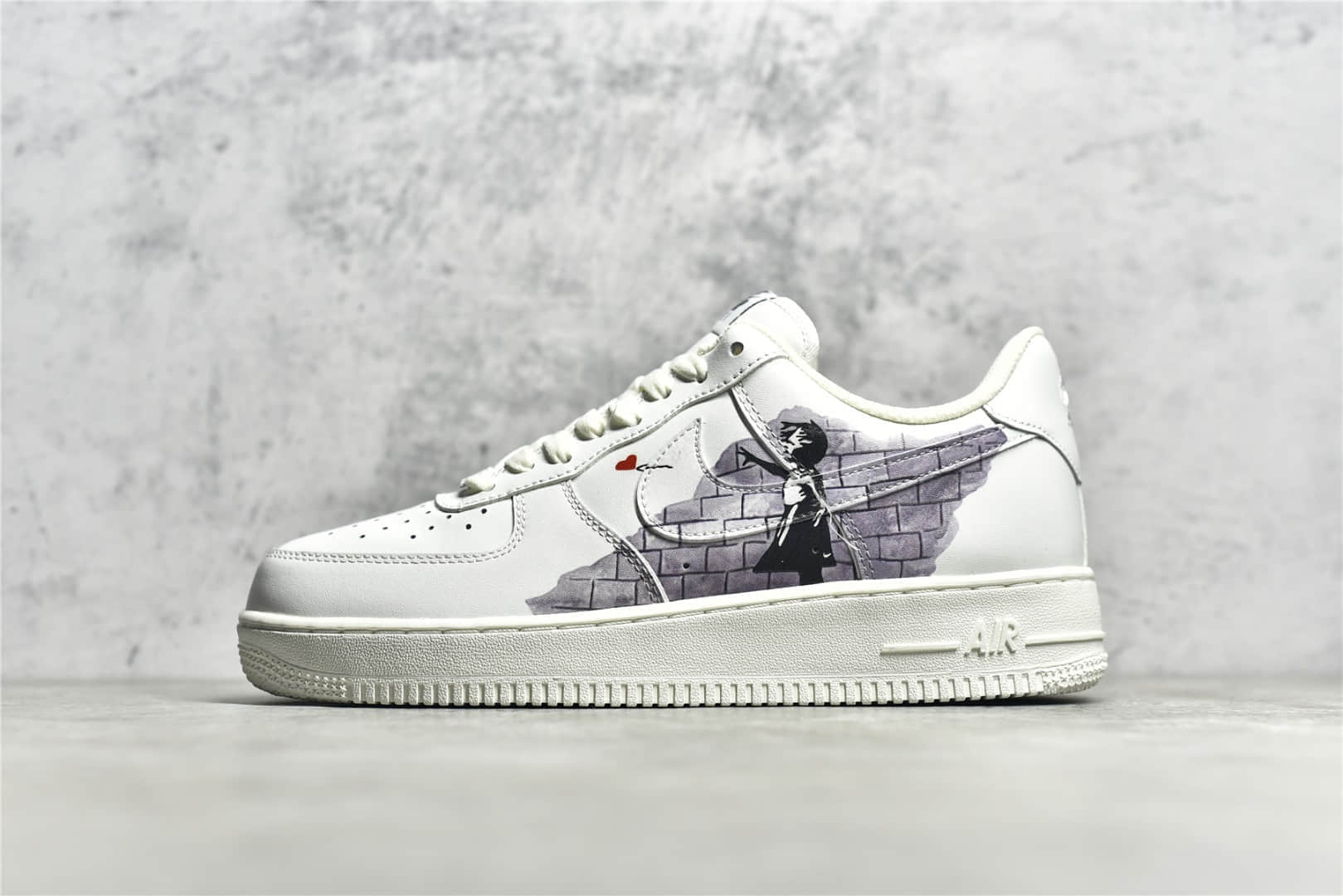 耐克空军情人节爱心配色 Nike Air Force 1 Low ’07 耐克情人节限定 货号:LZ5988-505