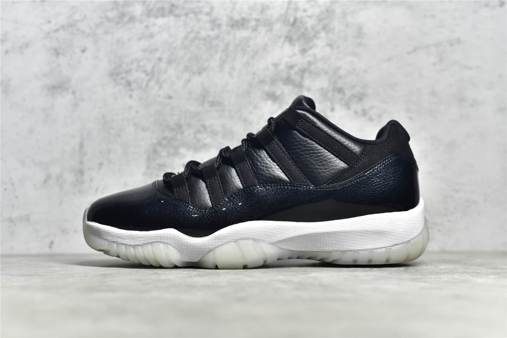 AJ11大魔王低帮 LJR纯原版本 Air Jordan 11 Low "72-10"大魔王低帮新版飞人鞋盒 货号:AV2187-001