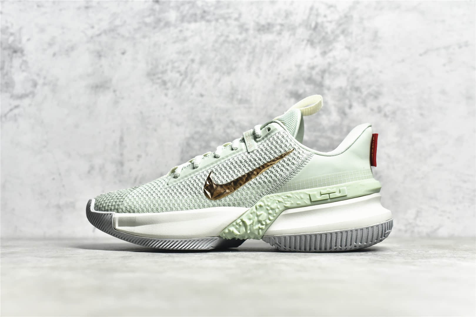 耐克詹姆斯13使节中国玉紫金重器 莆田灭世球鞋工厂 耐克缓震球鞋 货号:CQ9329-300