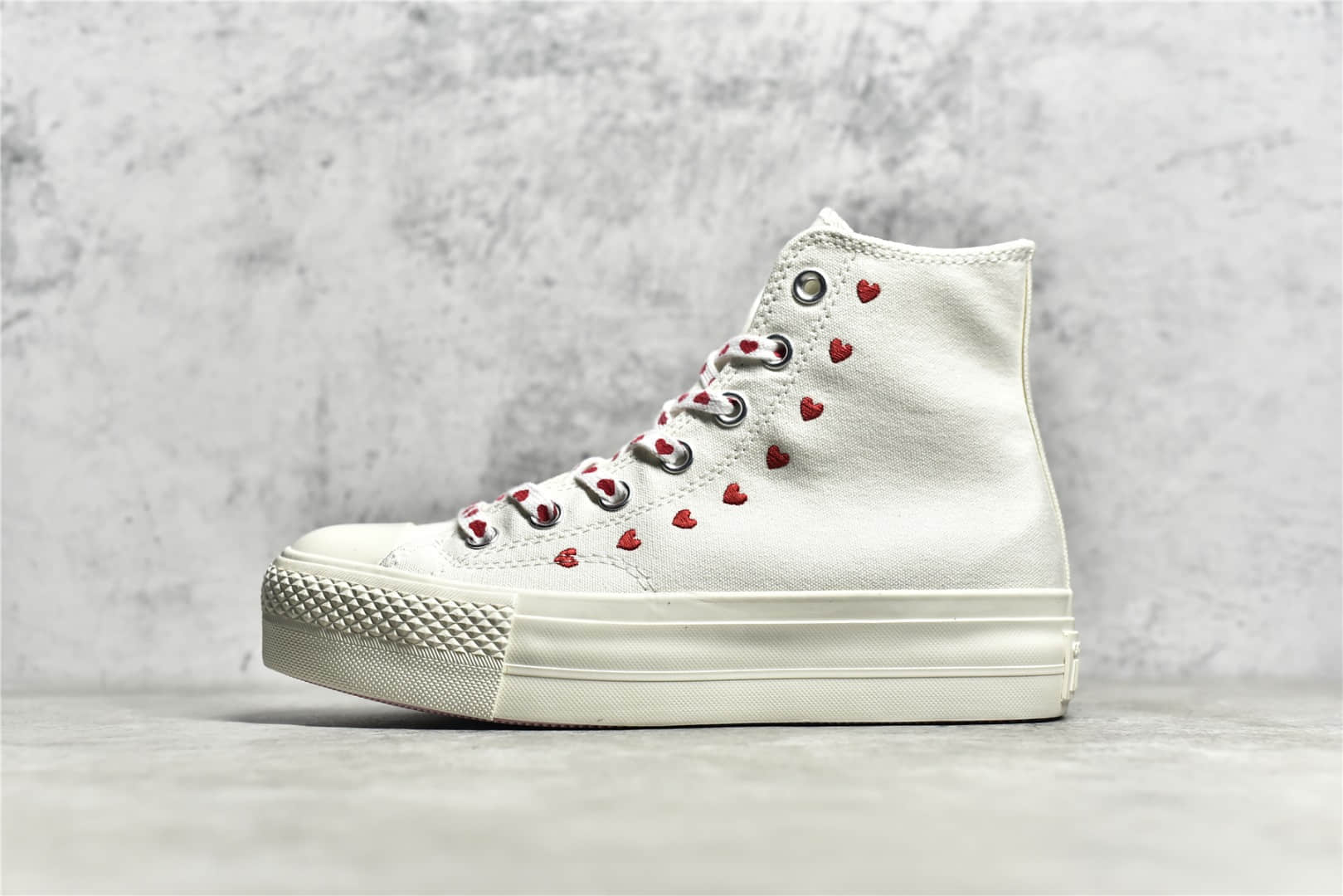 匡威20220情人节限定 Converse All Star Lift 匡威厚底刺绣串心 匡威增高鞋 货号:A01599C