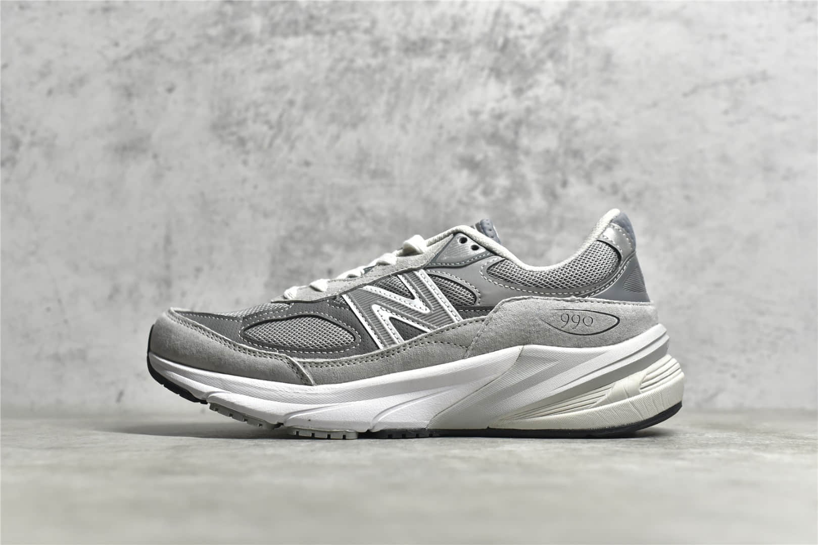 新百伦990灰色复古跑鞋 New Balance 990系列 NB990总统跑鞋 美产复古休闲跑步鞋 货号：M990GL6