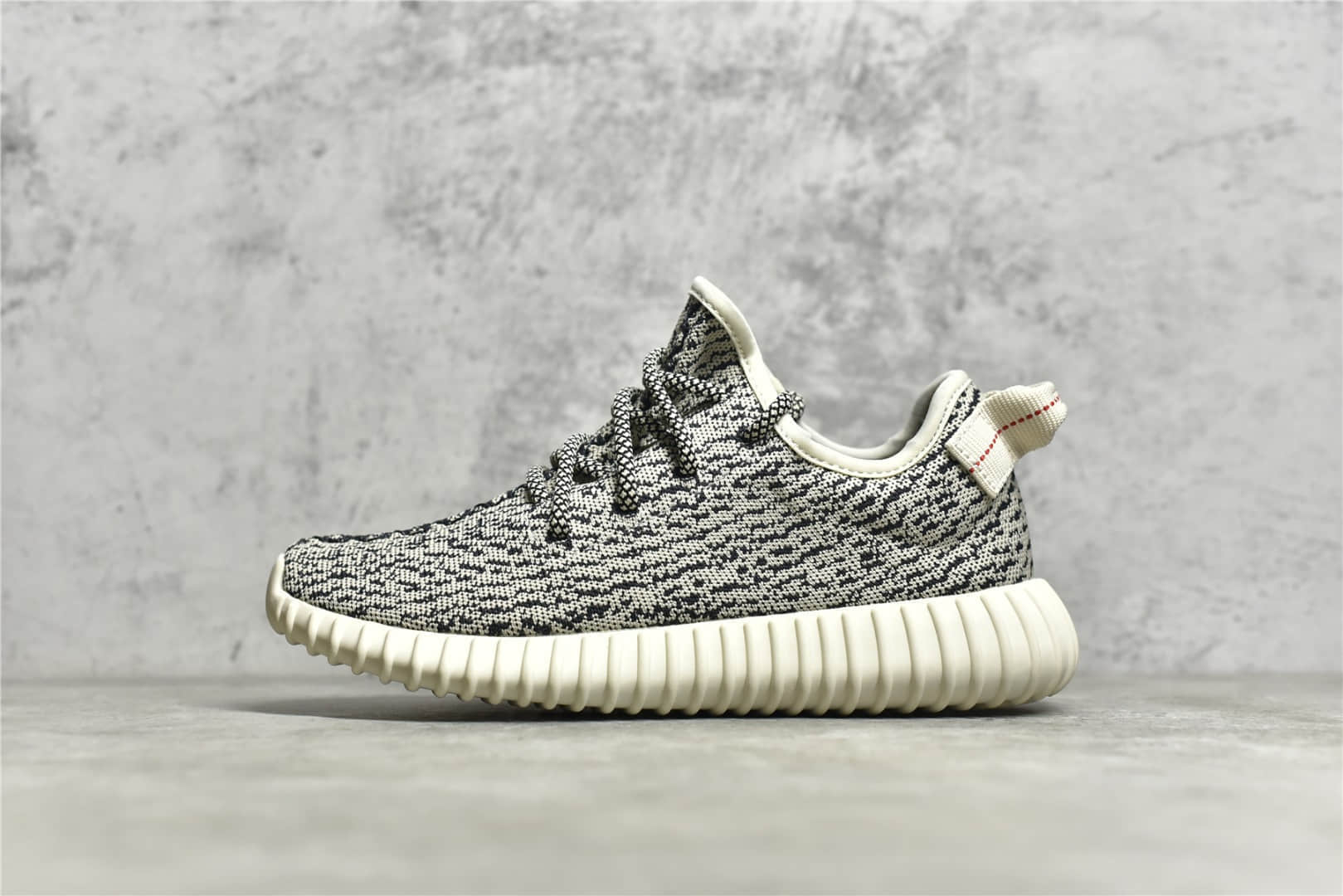阿迪达斯椰子350初代灰色 Yeezy Boost 350 德国进口巴斯夫 莆田椰子纯原复刻 货号:AQ4832