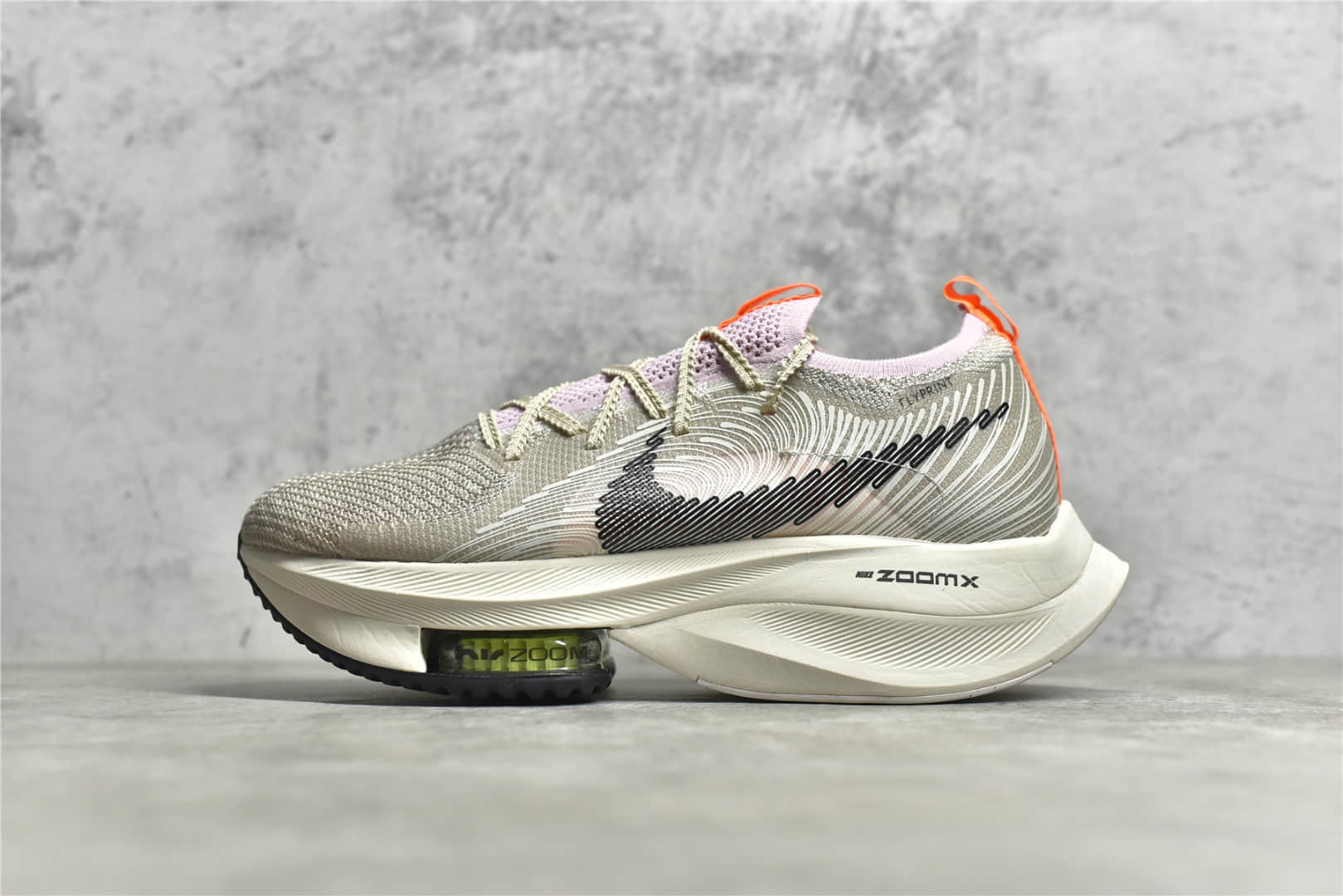 耐克破坏者2代马拉松气垫灰色 Nike Air Zoom Alphafly NEXT％ 耐克夏季透气跑鞋 货号：DB0129-001