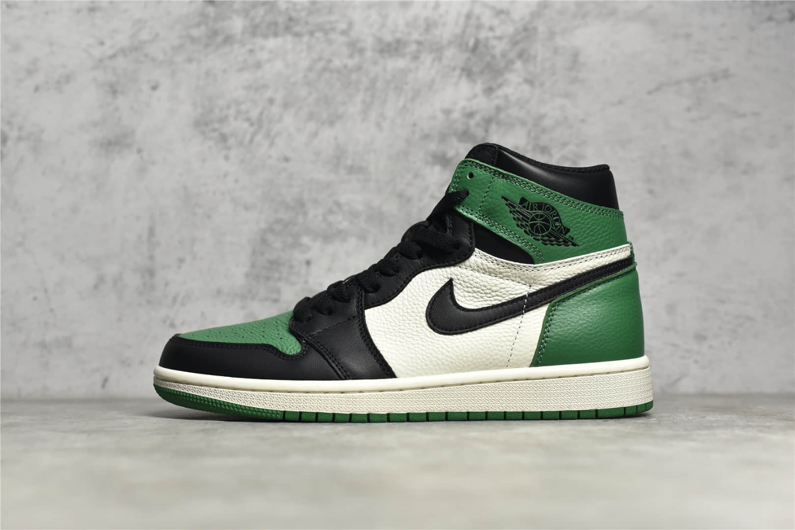 老汪版本AJ1绿脚趾高帮 Air Jordan 1 Pine Green 进口AJ1荔枝皮 正品AJ1黑绿脚趾 货号:555088-302