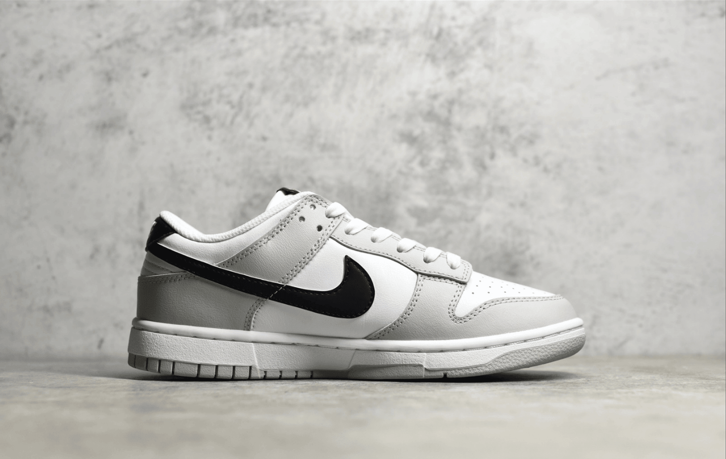 耐克SB Dunk烟灰低帮 Nike SB Dunk Low 神版耐克Dunk板鞋 耐克Dunk莆田复刻鞋 货号：DR9654-001