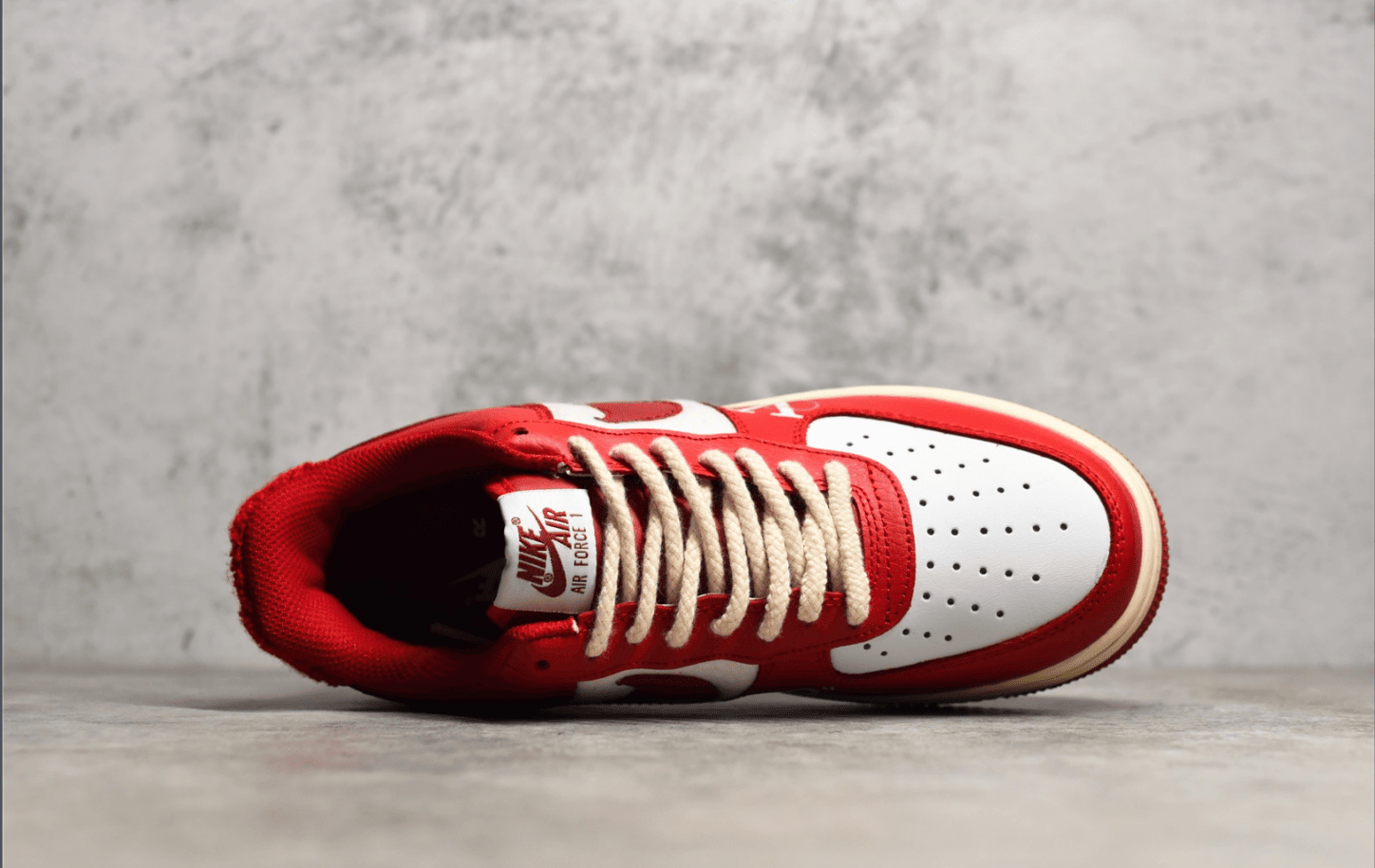 耐克空军白红低帮原装级别 Nike Air Force 1 Low 耐克空军一号82 货号:DO5220-162