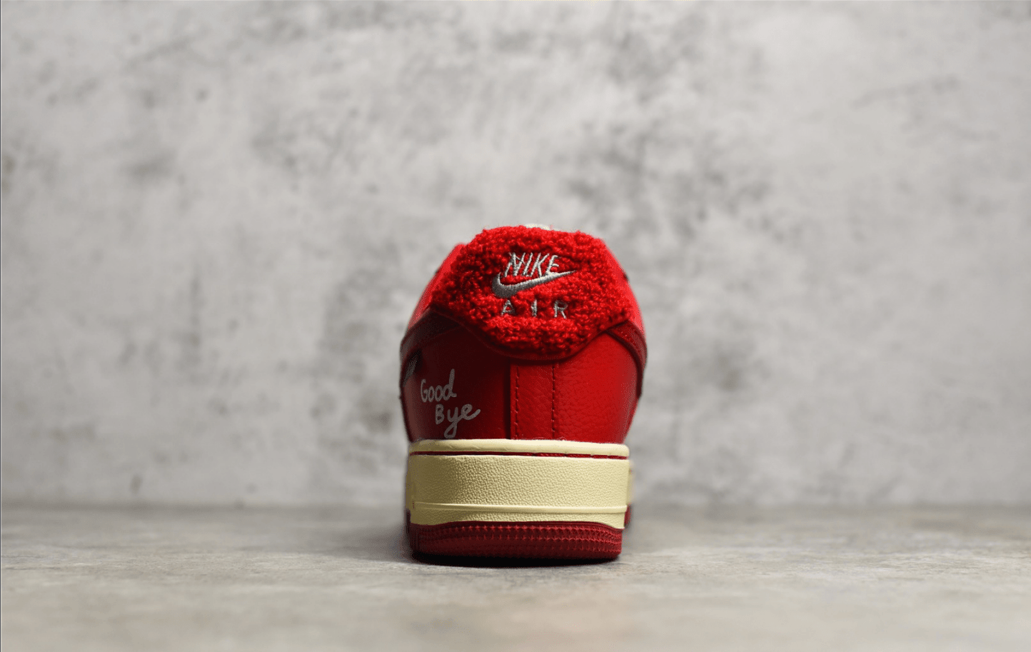 耐克空军白红低帮原装级别 Nike Air Force 1 Low 耐克空军一号82 货号:DO5220-162