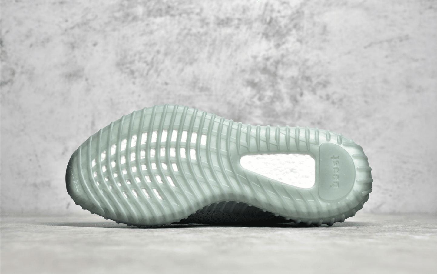 OG纯原版本椰子350V2灰蓝色 椰子巴斯夫真爆 货号:HQ2060