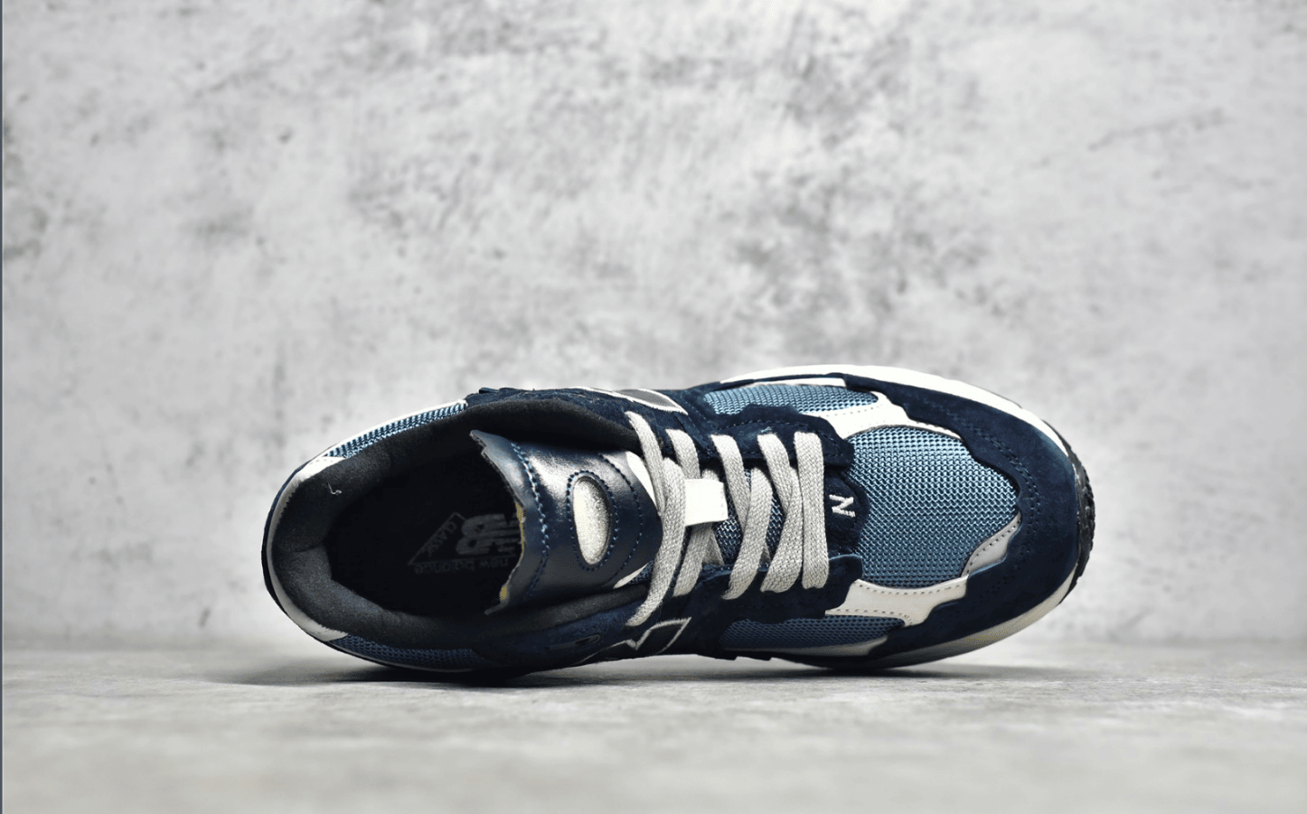 新百伦NB2002R深蓝色纯原版本 New Balance ML2002 新百伦复古跑鞋 货号：M2002RDF