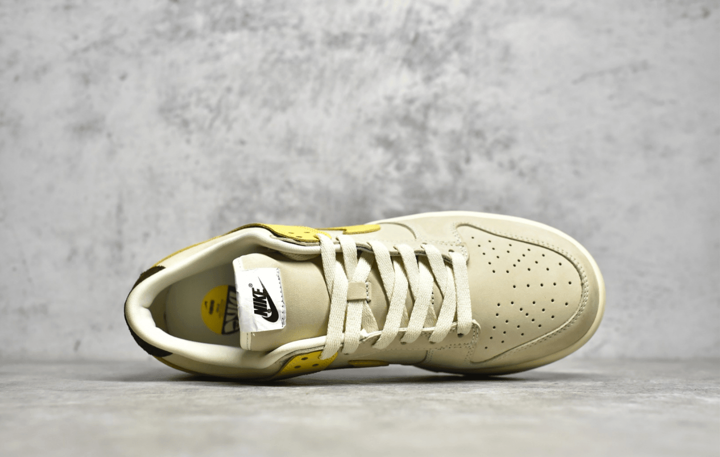 耐克SB Dunk香蕉低帮板鞋Nike SB Dunk Low LX Banana 耐克SB Dunk白黄低帮 货号:DR5487-100