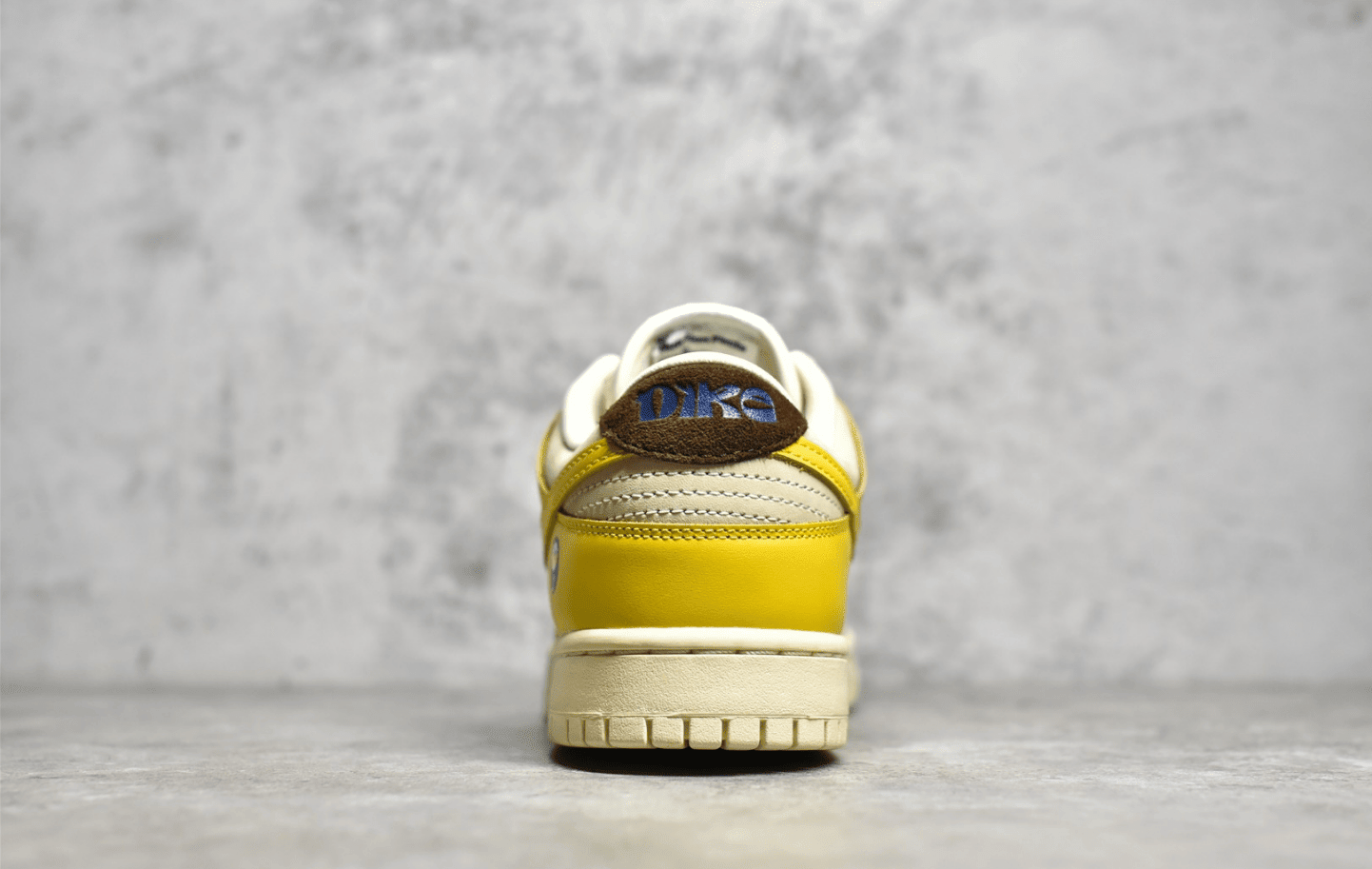 耐克SB Dunk香蕉低帮板鞋Nike SB Dunk Low LX Banana 耐克SB Dunk白黄低帮 货号:DR5487-100