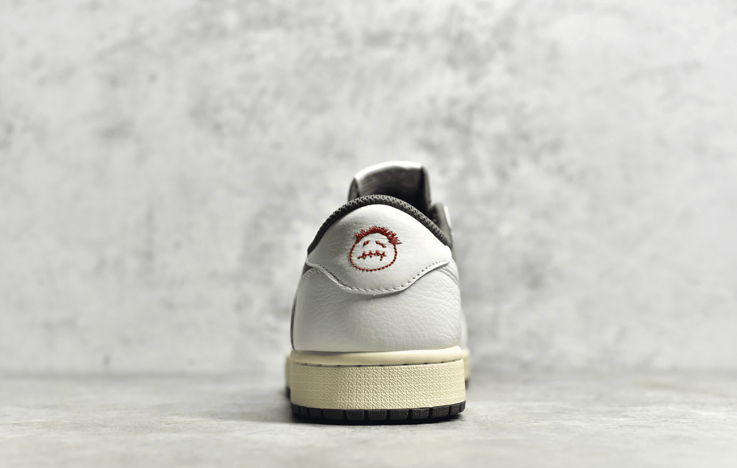 AJ1斯科特联名白棕色 Air Jordan 1 x Travis Scott AJ1倒钩白棕色顶级版本 货号:DM7866-162