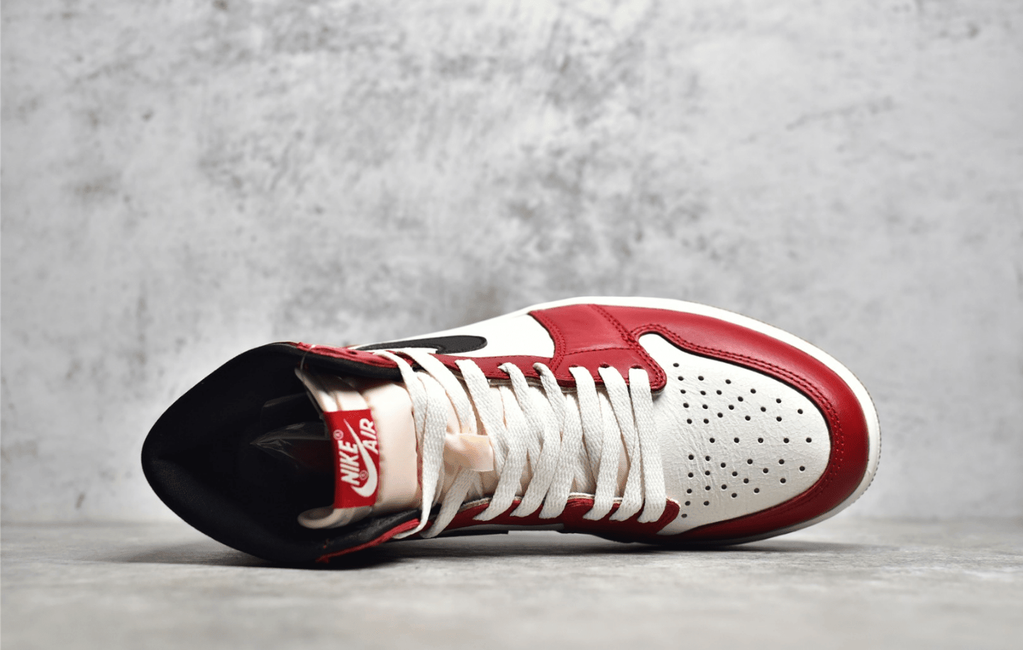 AJ1芝加哥做旧高帮 Air Jordan 1 Retro AJ1白红高帮复刻 AJ1正品 货号:DZ5485-612