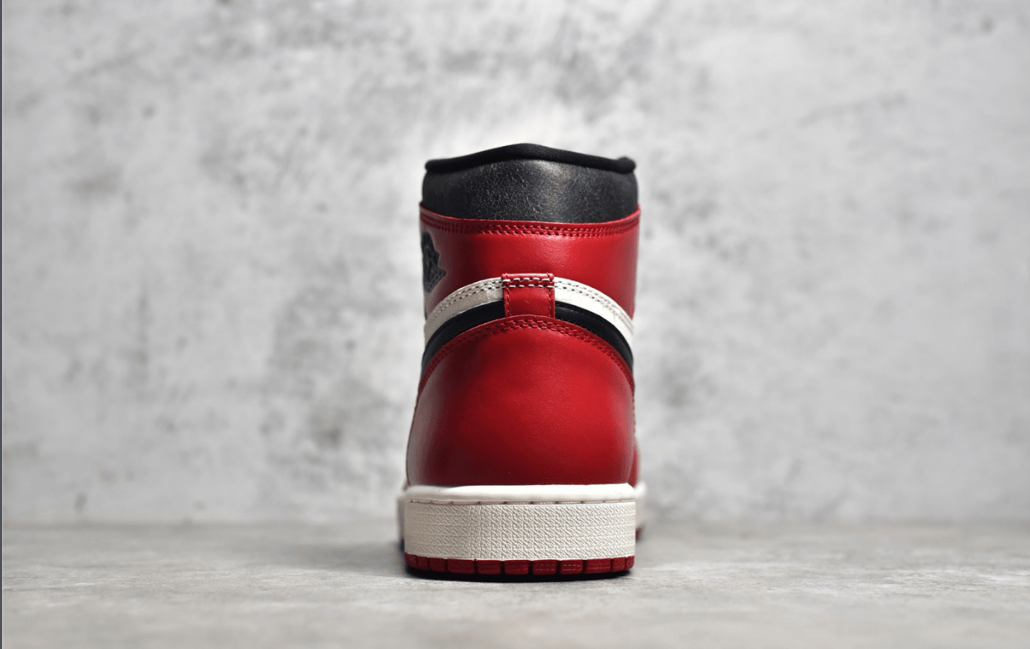 AJ1芝加哥做旧高帮 Air Jordan 1 Retro AJ1白红高帮复刻 AJ1正品 货号:DZ5485-612