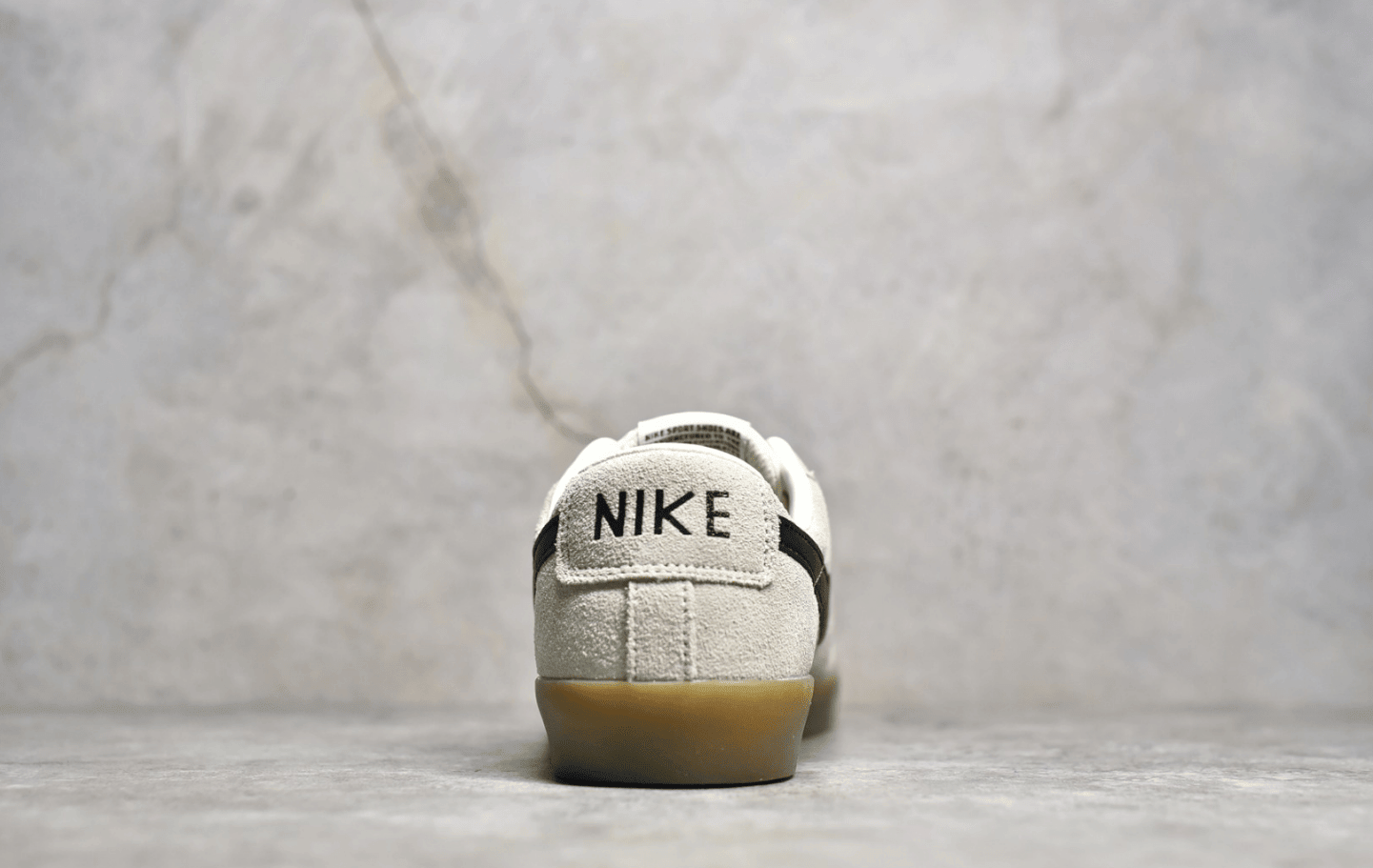 耐克SB板鞋开拓者板鞋米白色低帮 Nike SB Blazer Low GT 耐克小白鞋 耐克麂皮板鞋 货号:704939-109